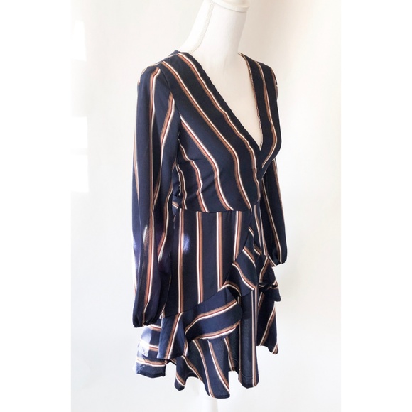 SURPLICE MINI DRESS - Picture 6 of 8